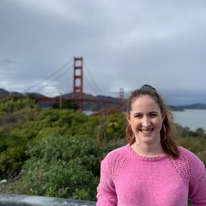 Meet your Posher, Dana